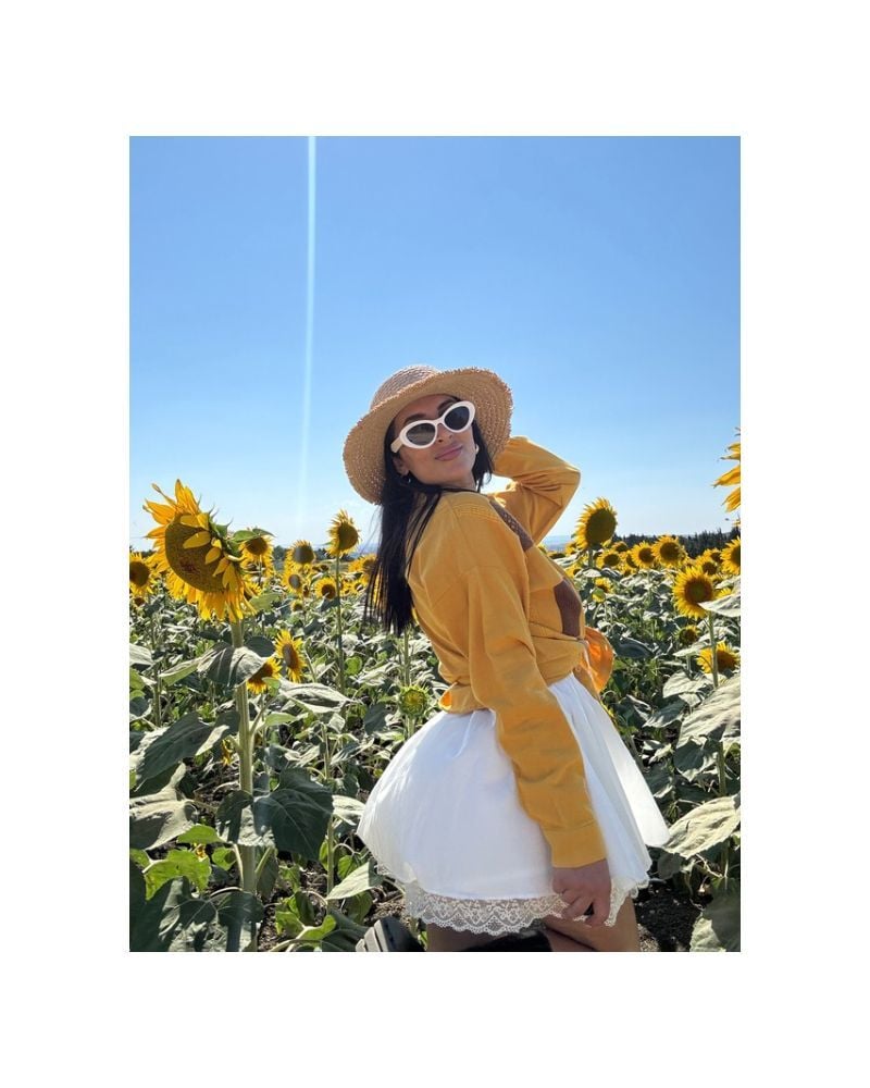 İŞLEMELİ GÖMLEK SARI