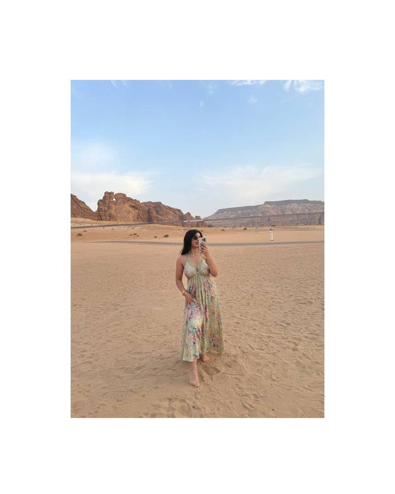 Sırt bağlamalı soft çiçek desenli bohem elbise