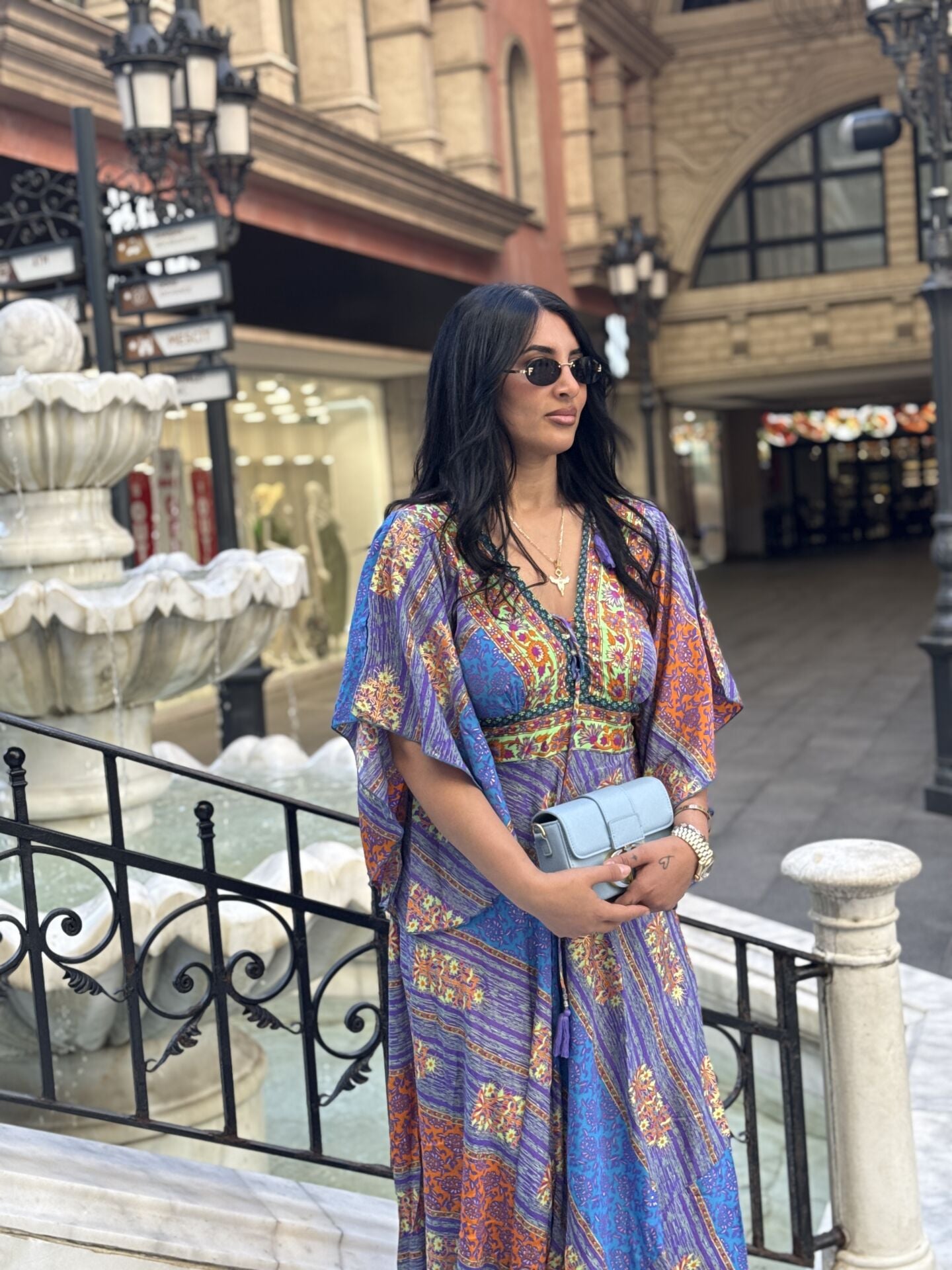 Mor karışık desen elbise