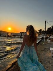 Mavi Önü Kısa Arkası Uzun İpek Elbise