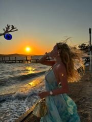 Mavi Önü Kısa Arkası Uzun İpek Elbise