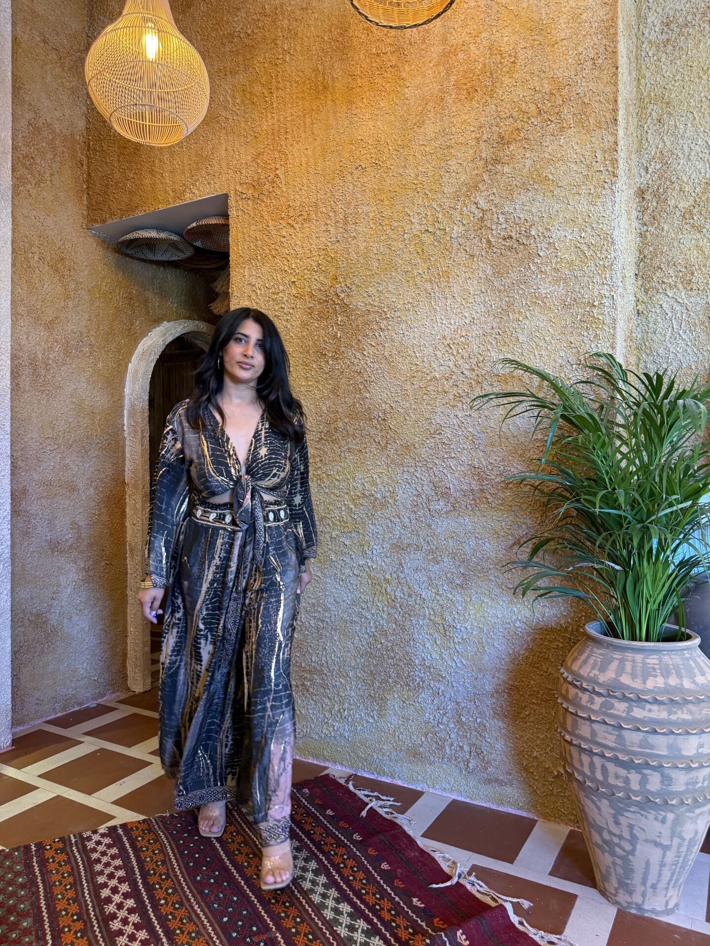 Siyah Gold  İpek Pantolon Takım